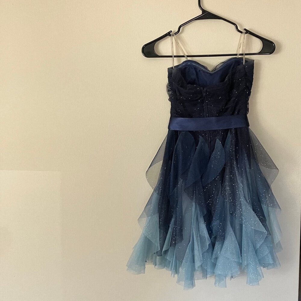 Dress - Picture 2 of 5